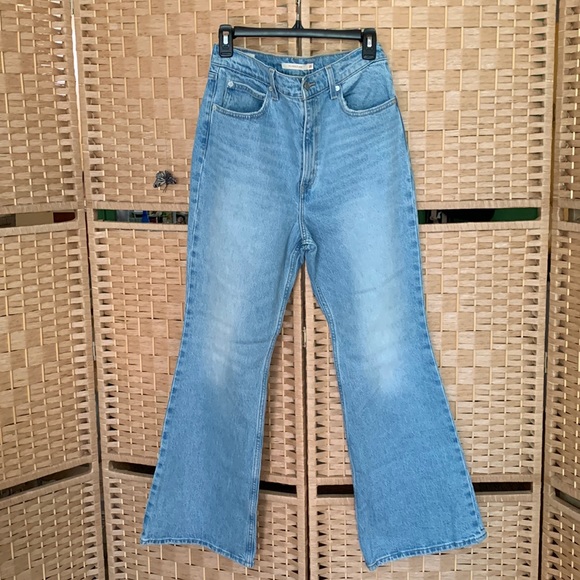 Levi’s Premium 70’s High Flare Jeans 👖 - Picture 3 of 17